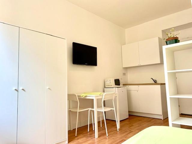The Tower Centro - Piazza Castello Apartment Сасари Екстериор снимка