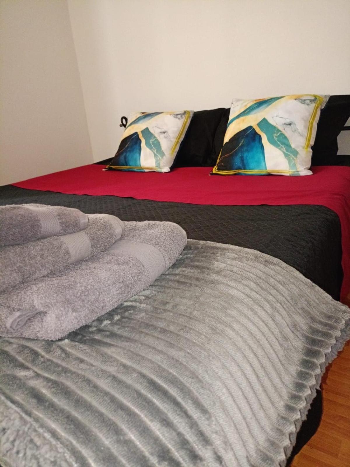The Tower Centro - Piazza Castello Apartment Сасари Екстериор снимка