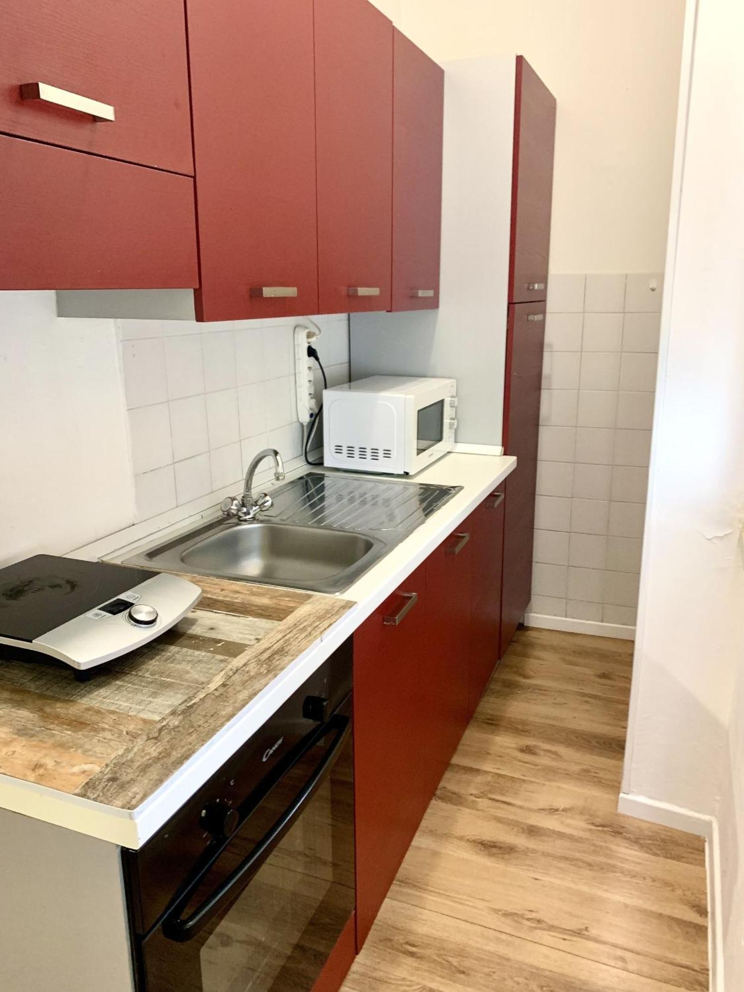 The Tower Centro - Piazza Castello Apartment Сасари Екстериор снимка